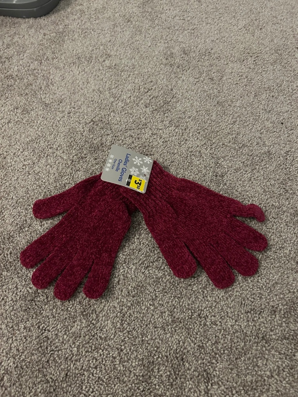 Brand New Ladies Chenille Gloves